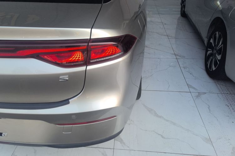 埃安 AION S 2022款 魅 580车身外观6006