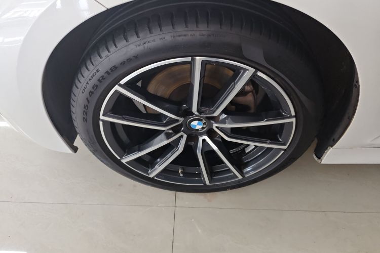 宝马3系 2022款 325Li M运动套装车身外观6007