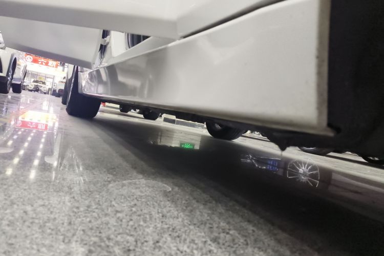 宝马3系 2017款 318i 时尚型局部细节9001