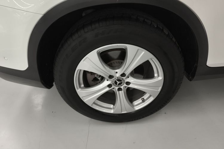 奔驰GLC 2020款 改款 GLC 260 L 4MATIC 动感型车身外观6008