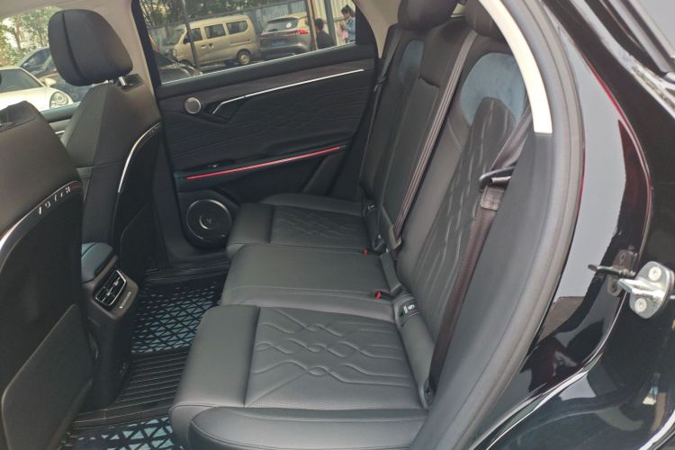 岚图汽车 岚图FREE 2021款 两驱标准纯电城市版中控内饰21