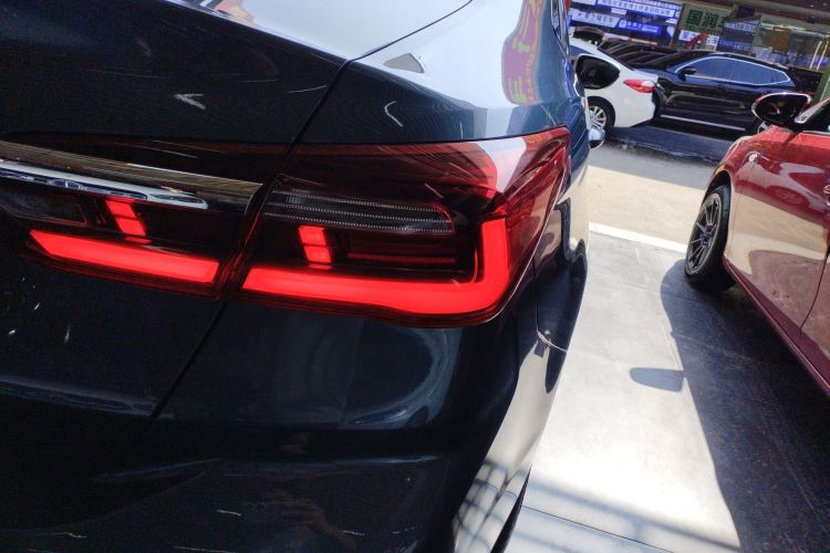 福特 福睿斯 2021款 1.5L 自动钻石版车身外观9