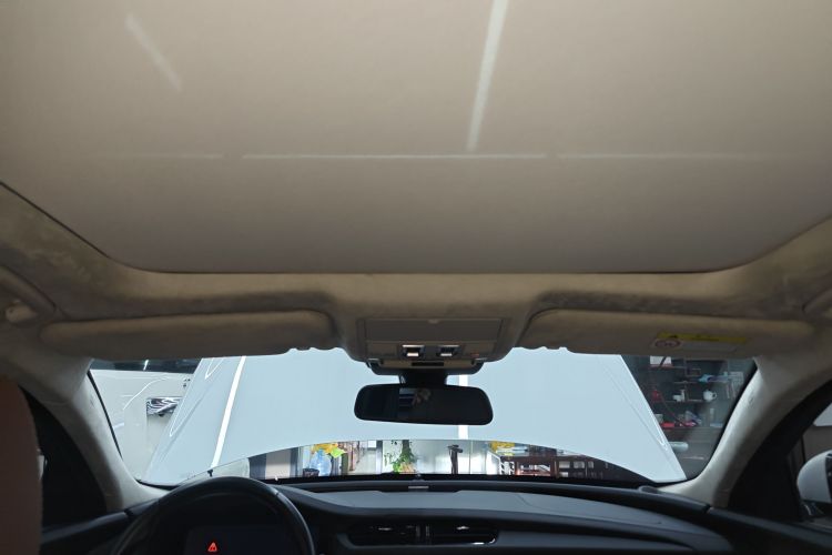 捷豹XFL 2018款 XFL 2.0T 250PS 豪华版中控内饰22