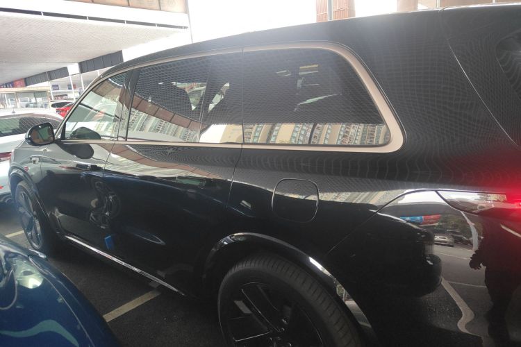 理想汽车 理想L9 2025款 Ultra 智能焕新版车身外观6003