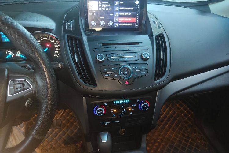 福特 翼虎 2017款 EcoBoost 180 两驱精翼型中控内饰16