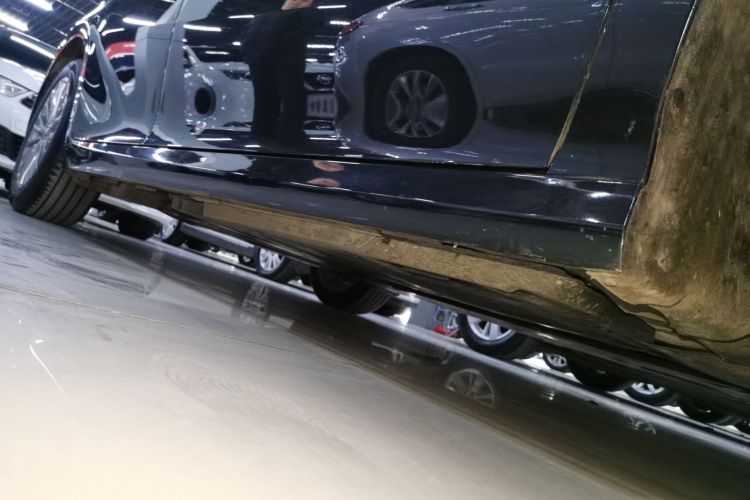 丰田 凯美瑞 2024款  双擎 2.0HG 尊贵版局部细节9001