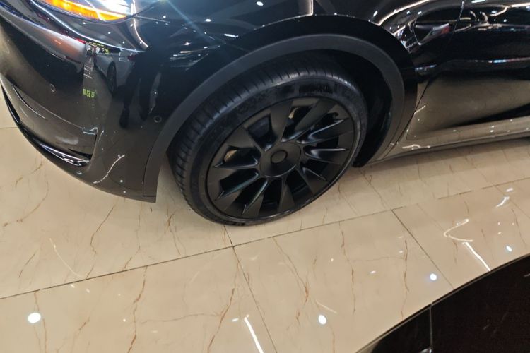 特斯拉 Model Y 2022款 后轮驱动版车身外观6001