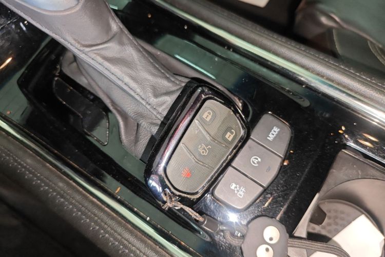 凯迪拉克ATS-L 2017款 28T 时尚型中控内饰11