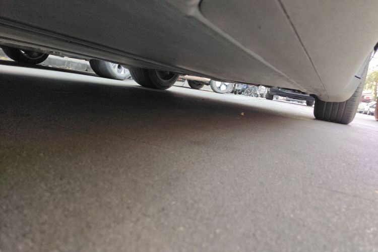 特斯拉 Model Y 2024款 后轮驱动版局部细节9004