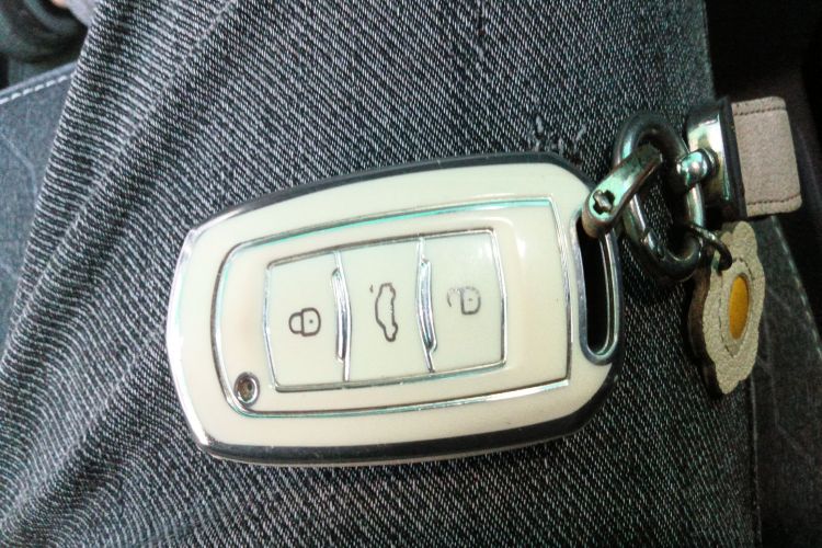 吉利银河 2024款 改款 熊猫mini 200km 龙腾版中控内饰11