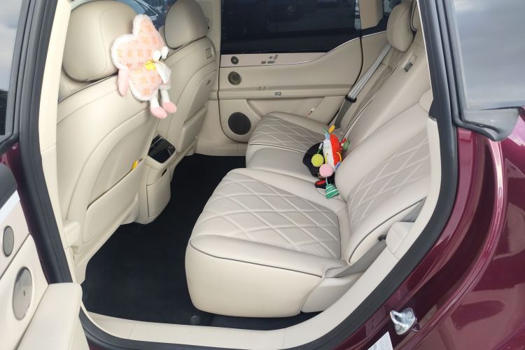 鸿蒙智行 享界S9 2025款 增程 Max+中控内饰7004