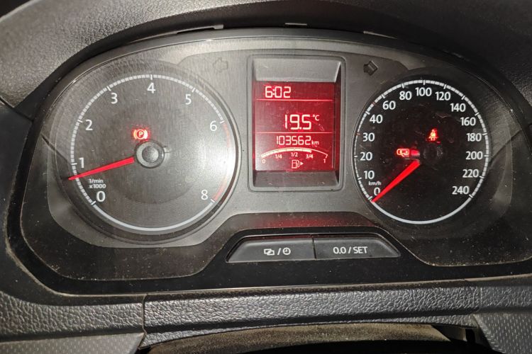 大众 捷达 2017款 1.4L 手动时尚型中控内饰15