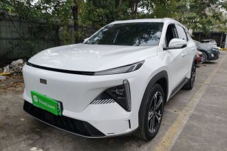 吉利银河 银河L7 2024款 1.5T 115km PLUS  龙腾版