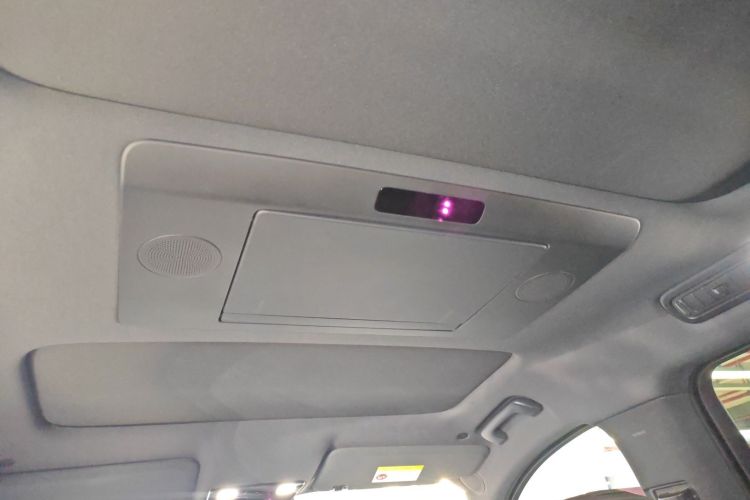 理想汽车 理想L9 2022款 Max中控内饰22