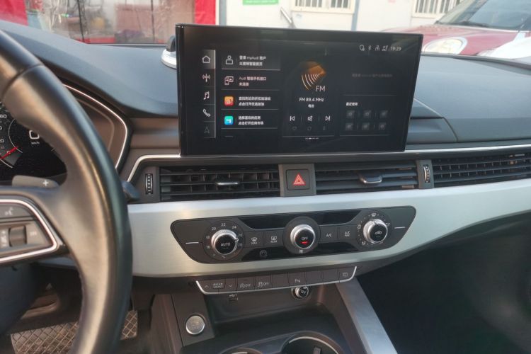 奥迪A4L 2023款 40 TFSI 时尚动感型局部细节16