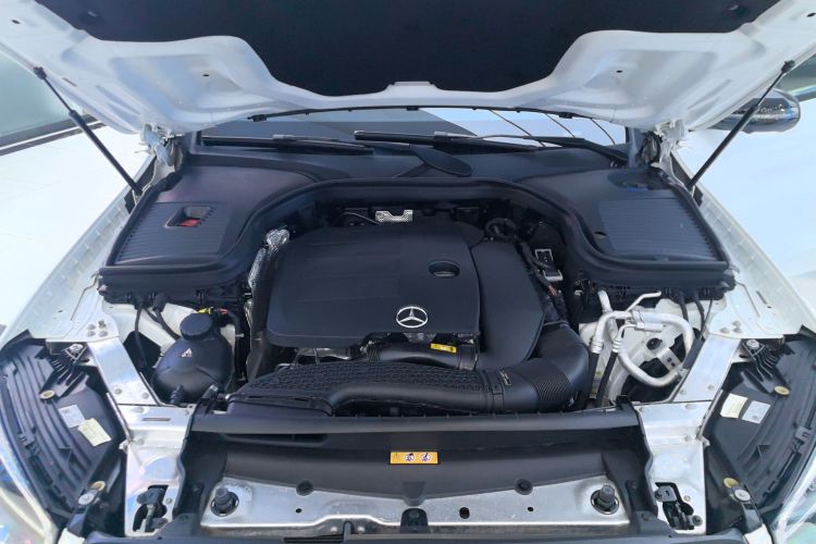 奔驰GLC轿跑 2022款 改款 GLC 260 4MATIC 轿跑SUV机舱底盘24