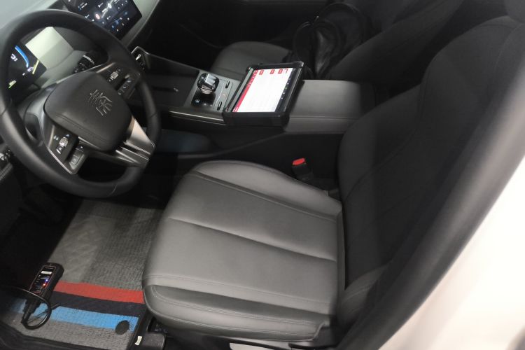 比亚迪 秦PLUS 2025款 DM-i 智驾版 55KM领先型局部细节19