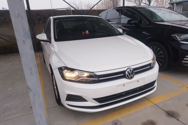 大众 Polo 2021款 Plus 1.5L 自动全景乐享版车身外观3