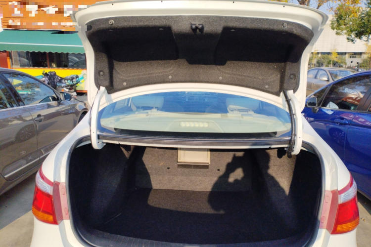 东风风神A60 2016款 1.5L 手动豪华型局部细节23