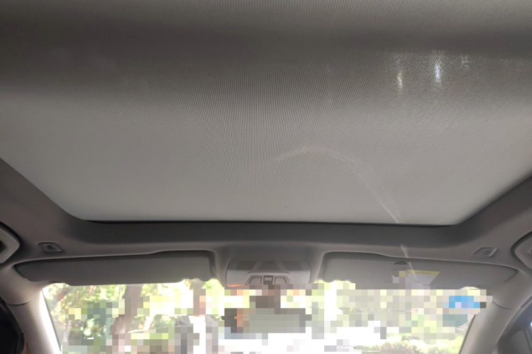 宝马2系旅行车 2018款 218i 尊享型运动套装局部细节22