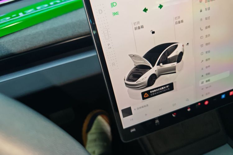 特斯拉 Model 3 2023款 后轮驱动版局部细节18