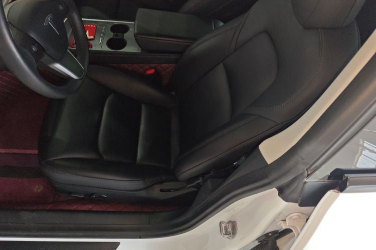 特斯拉 Model 3 2022款 后轮驱动版局部细节19