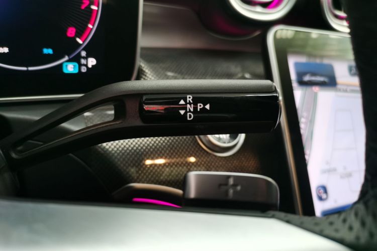 奔驰C级 2024款 改款二 C 260 L 运动版中控内饰18