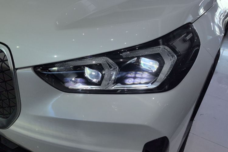 宝马iX1 2023款 xDrive30L X设计套装局部细节36