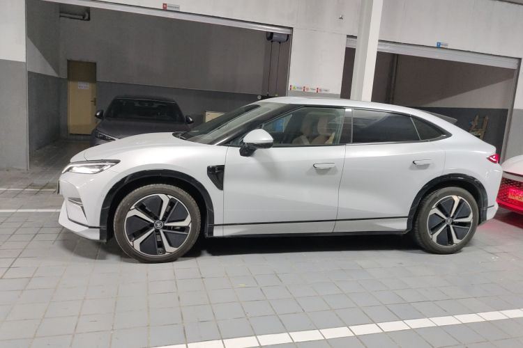 比亚迪 宋L EV 2025款 662km 卓越智驾型车身外观6003