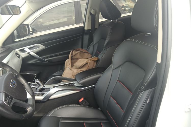 吉利汽车 博越 2020款 1.8TD DCT两驱智联型4G互联版中控内饰19