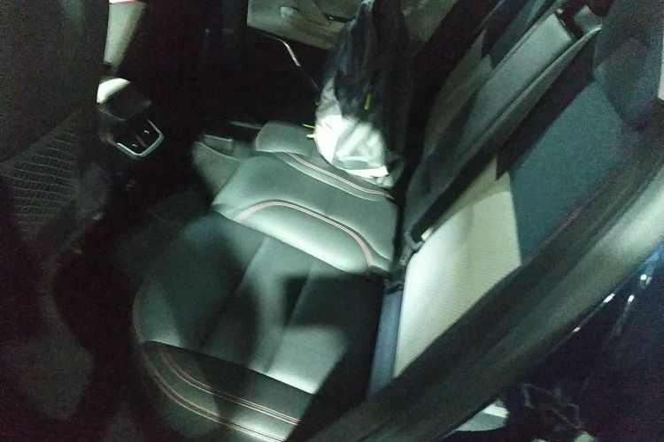 领克06 2020款 1.5T 耀Halo中控内饰7004