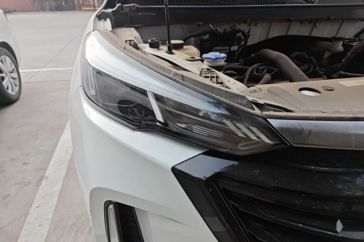 北京汽车 北京X3 2021款 1.5T CVT荣耀版车身外观8