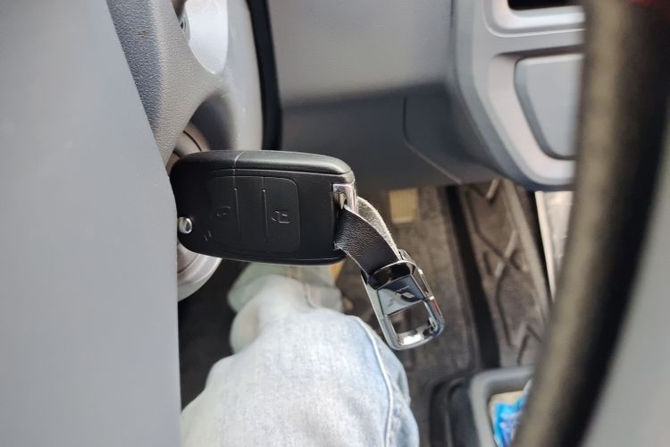 五菱汽车 五菱扬光 2025款 400km 客车版舒适型中控内饰11