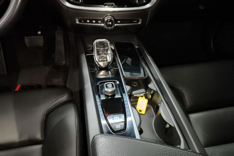 沃尔沃S60 2022款 B4 智远豪华版局部细节18