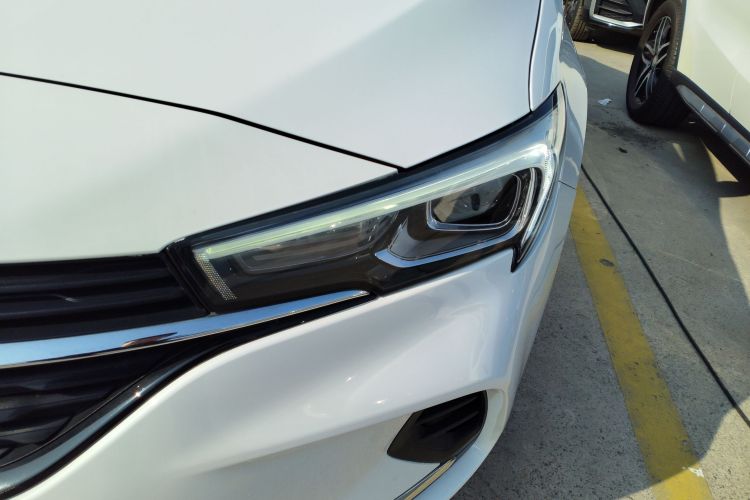 别克 威朗 2020款 15T 自动进取型局部细节36