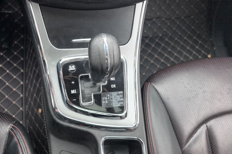 宝骏560 2016款 1.8L iAMT豪华型中控内饰18