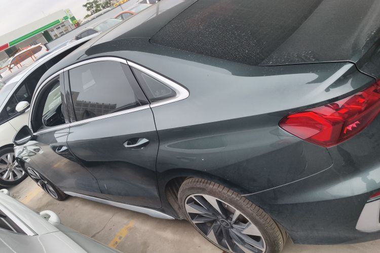 奥迪A3 2022款 A3L Limousine 35 TFSI 时尚运动型车身外观4