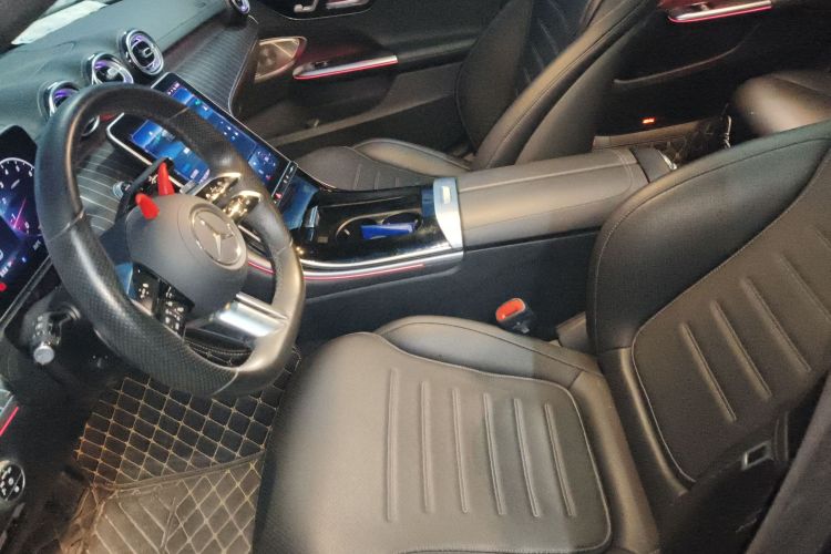 奔驰C级 2022款 C 260 L 皓夜运动版中控内饰19