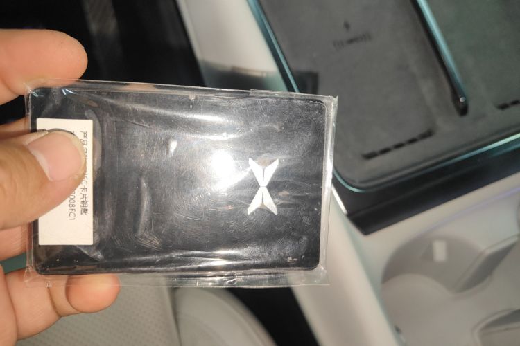 小鹏P7 2025款 702 长续航 Ultra中控内饰7001