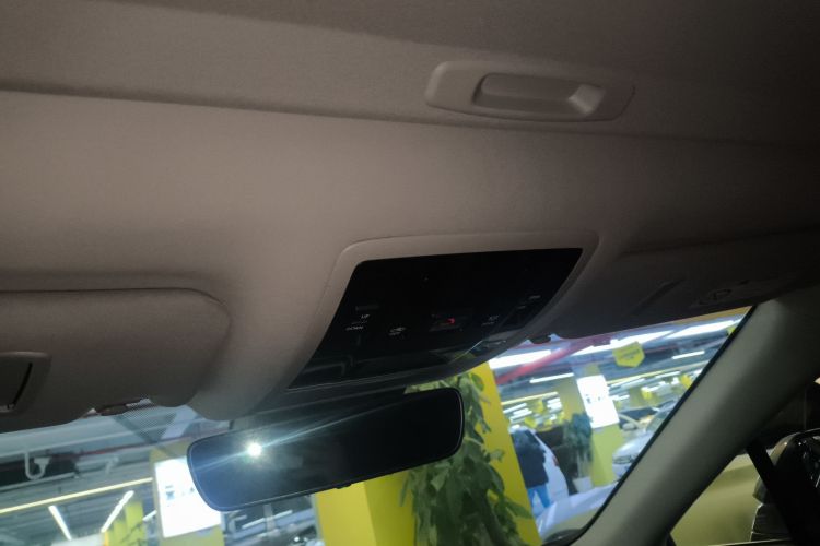 雷克萨斯RX 2020款 改款 450hL 四驱典雅版7座局部细节22