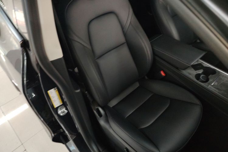 特斯拉 Model Y 2024款 后轮驱动版局部细节41