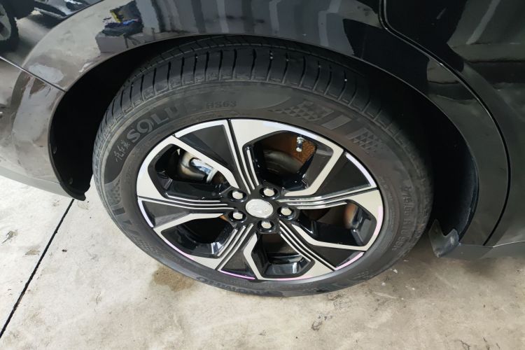 红旗E-QM5 2021款 网约充电 基础版 4座车身外观6006