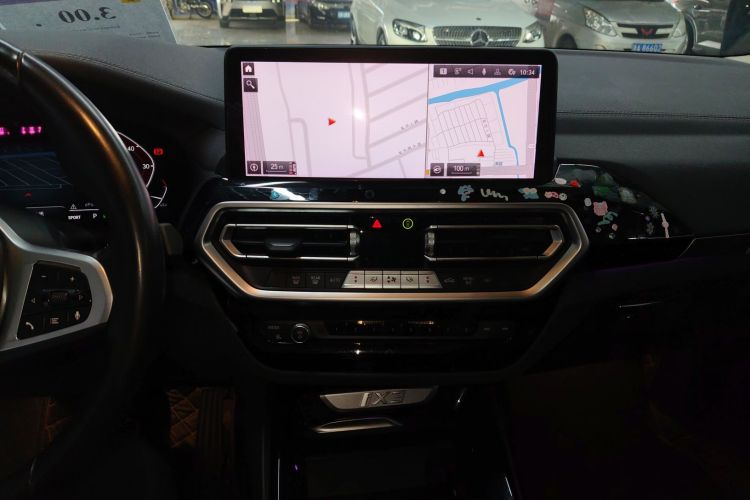 宝马iX3 2022款 领先型中控内饰16