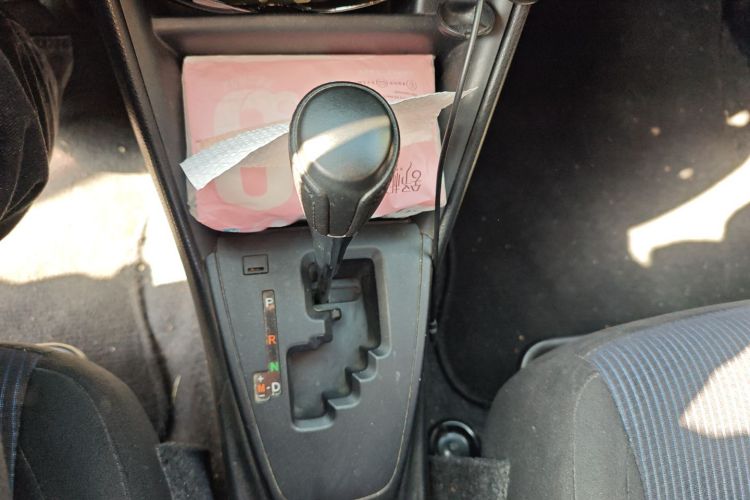 丰田 YARiS L 致炫 2016款 改款 1.5E CVT魅动版中控内饰18