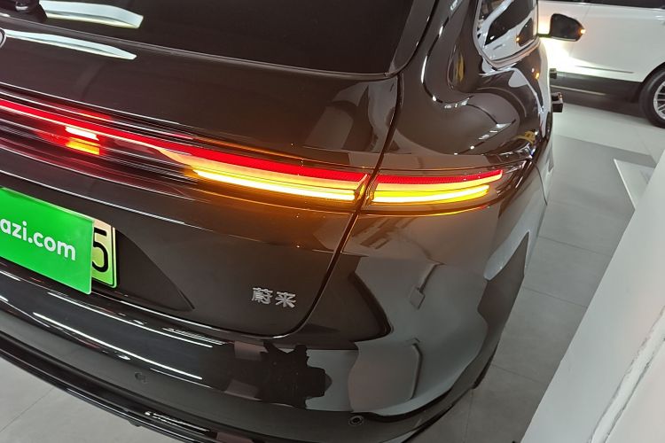 蔚来ET5T 2025款 冠军纪念版 75kWh Touring车身外观9