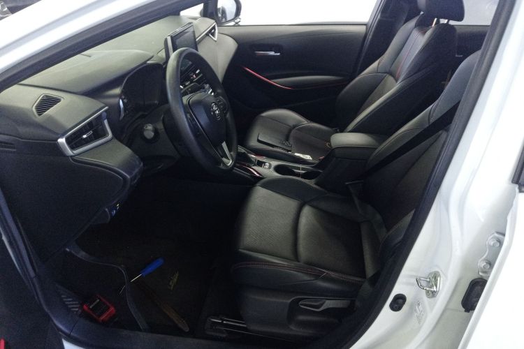 丰田 雷凌 2021款 185T CVT运动版局部细节19