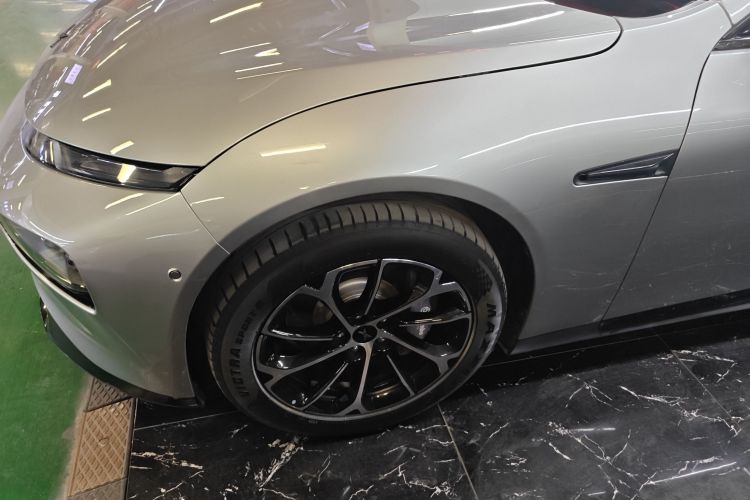 小鹏P7 2022款 480E车身外观6007