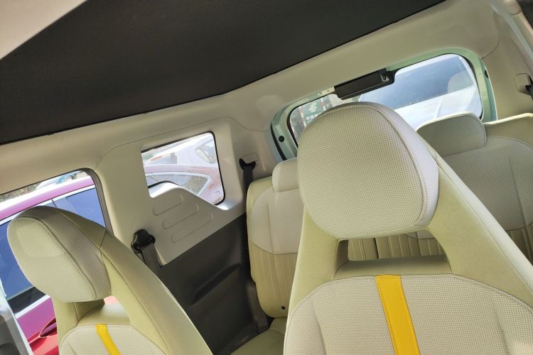 吉利银河 2023款 熊猫mini 200km 灵动熊中控内饰22