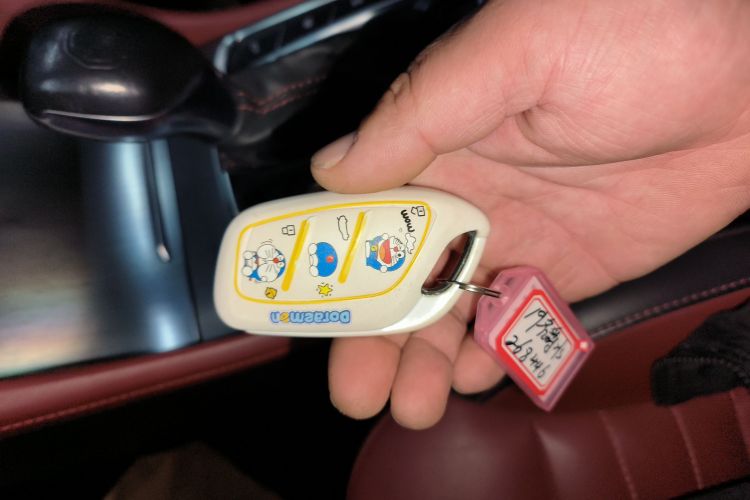 名爵HS 2018款 30T 自动四驱Trophy荷尔蒙超燃版 国V中控内饰11