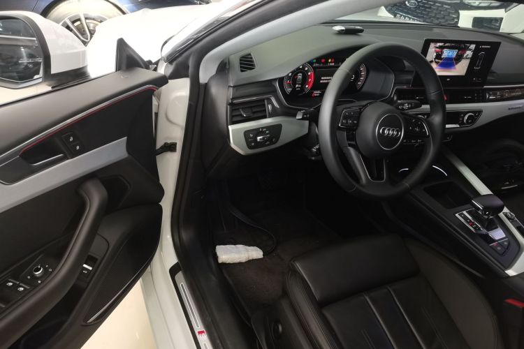 奥迪A5 2021款 Sportback 40 TFSI quattro 豪华致雅型中控内饰20